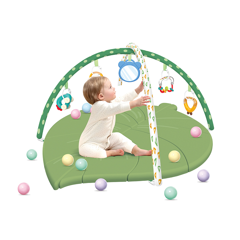 树叶爬行健身毯+可啃咬水煮摇铃+20粒海洋球